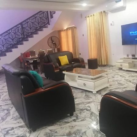 Saint Kingsley Apartman Ibadan Kültér fotó