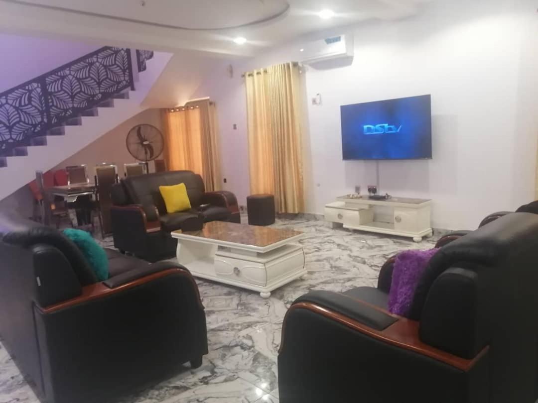 Saint Kingsley Apartman Ibadan Kültér fotó